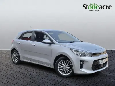 Used Kia Rio 89 HP (65 kW) 2017 Silver Hatchback