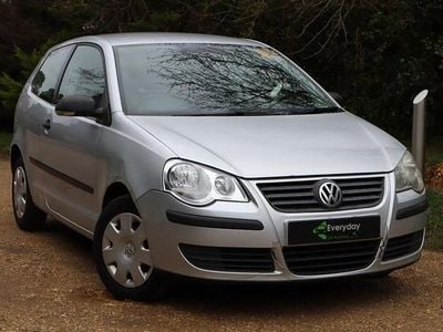 Used VW Polo 60 HP (44 kW) 2008 Silver Hatchback