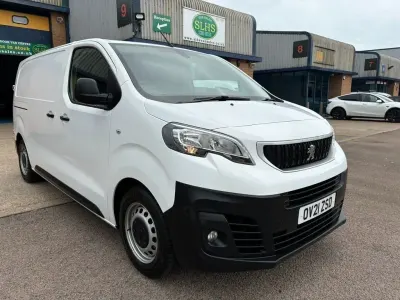 Używany Peugeot Expert S 2021 Biały Van