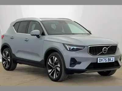 Used Volvo XC40 Ultra 197 HP (144 kW) 2025 Vapour grey SUV