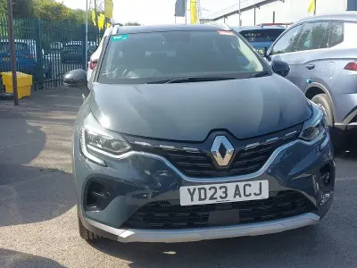 Używany Renault Captur Techno 91 KM (66 kW) 2023 Niebieski SUV