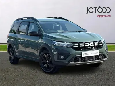 Used Dacia Jogger Extreme 110 HP (80 kW) 2023 Green MPV