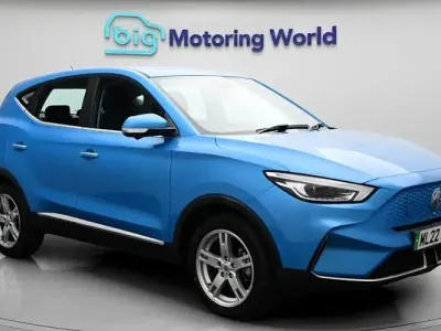 Usado MG ZS SE 130 kW (177 HP) 2022 Azul SUV