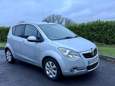 Used Vauxhall Agila Design Edition 85 HP (62 kW) 2009 Silver MPV