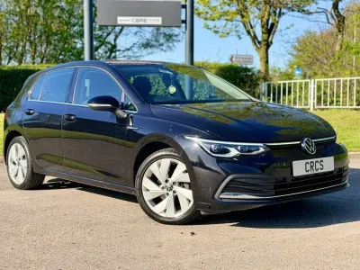 Used VW Golf VII Style 115 HP (84 kW) 2021 Black Hatchback