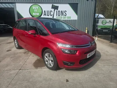 Used Citroën Grand C4 Picasso VTR Sport 115 HP (84 kW) 2015 Red MPV