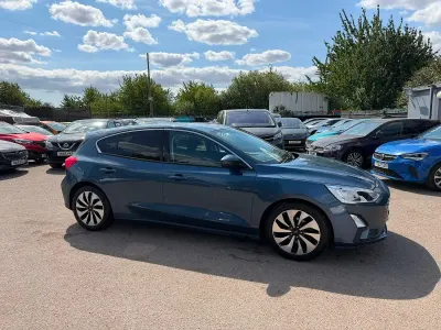 Used Ford Focus Zetec 2019 Blue Hatchback