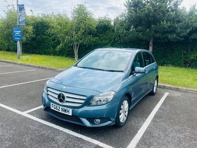 Mercedes B200