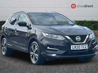 Używany Nissan Qashqai N-Connecta 140 KM (102 kW) 2020 Czarny SUV