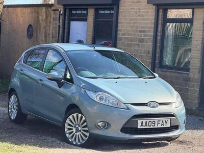 Used Ford Fiesta Titanium 96 HP (70 kW) 2009 Blue Hatchback
