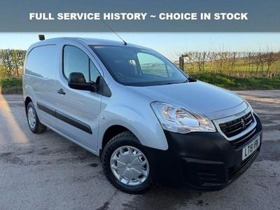 Used Peugeot Partner 64 HP (47 kW) 2019 Silver MPV