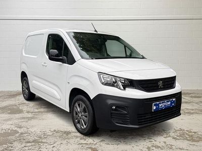 White Used 2022 Peugeot Partner Premium MPV | £15,995 (Expensive)