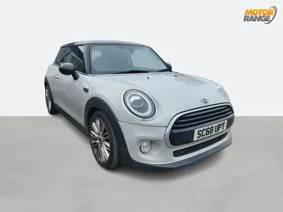 Begagnad Mini Cooper Hatch 2018 Silver Halvkombi