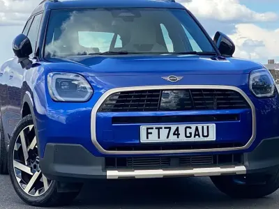 Used Mini Countryman Exclusive 170 HP (125 kW) 2024 Blazing blue SUV