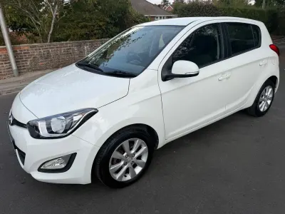 Used Hyundai i20 Active 2014 White Hatchback