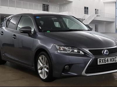 Lexus CT200h