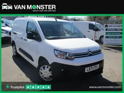 Second-hand Citroën Berlingo 100 CP (73 kW) 2021 Alb Monovolum