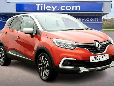 Used Renault Captur Dynamique 90 HP (66 kW) 2017 Red/silver SUV