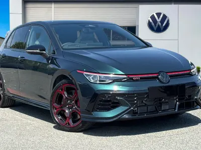 New VW Golf VIII Edition 365 HP (268 kW) 2026 Multicolour Hatchback