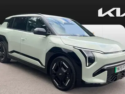 Used Kia EV3 GT-Line 150 kW (204 HP) 2025 Green SUV