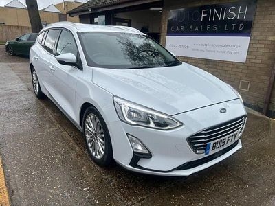 Used Ford Focus Titanium X 120 HP (88 kW) 2019 White Estate
