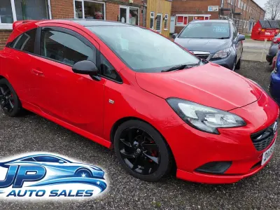 Używany Vauxhall Corsa SRi 90 KM (66 kW) 2018 Czerwony Hatchback