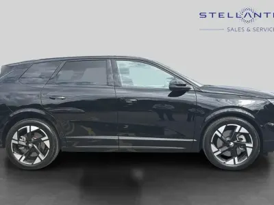 Used Vauxhall Grandland Ultimate 154 kW (210 HP) 2025 Black SUV