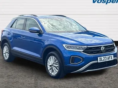Used VW T-Roc Life 108 HP (79 kW) 2023 Blue SUV