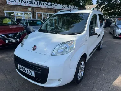 Used Fiat Qubo Trekking 2017 White MPV