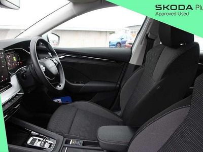 Begagnad Skoda Octavia SE Technology 150 HK (110 kW) 2025 Vit Kombi