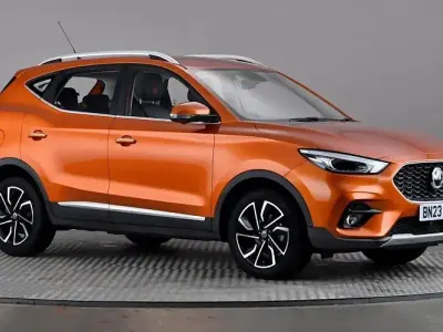 Used MG ZS Exclusive 111 HP (81 kW) 2023 Orange SUV
