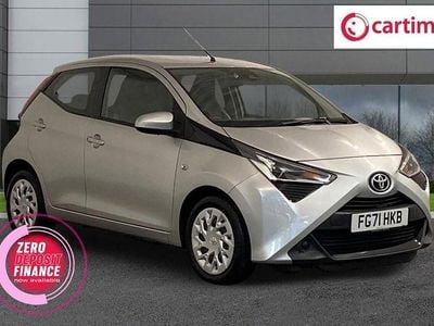 Used Toyota Aygo X-play 71 HP (52 kW) 2021 Silver Hatchback