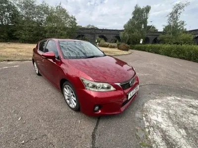 Used Lexus CT200h 136 HP (100 kW) 2011 Red Hatchback