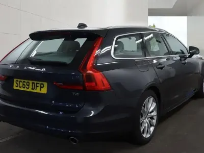 Used Volvo V90 Momentum 190 HP (139 kW) 2020 Grey Estate