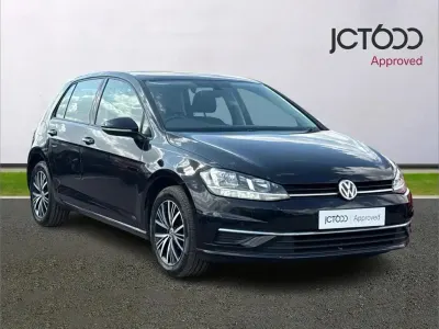 Used VW Golf VII SE 113 HP (83 kW) 2018 Black Hatchback