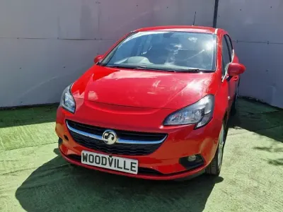 Używany Vauxhall Corsa 2017 Czerwony Hatchback