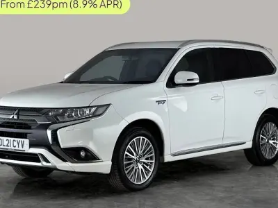 Used Mitsubishi Outlander P-HEV 224 HP (164 kW) 2021 White SUV