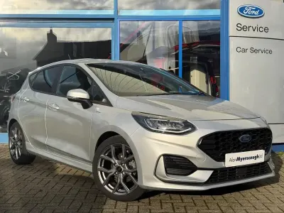 Usado Ford Fiesta ST-Line 2023 Prateado Citadino