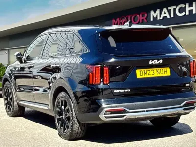 Begagnad Kia Sorento 201 HK (147 kW) 2023 Svart SUV