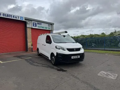 Usado Peugeot Expert 100 HP (73 kW) 2019 Branco Van