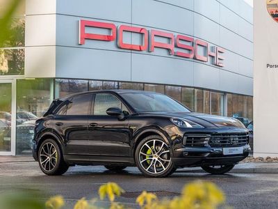 Black Used 2020 Porsche Cayenne SUV | £50,900 (Fair price)