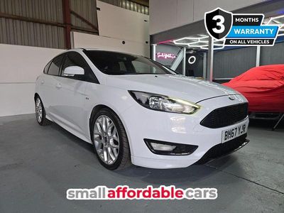 Used Ford Focus ST-Line 125 HP (91 kW) 2017 White Hatchback