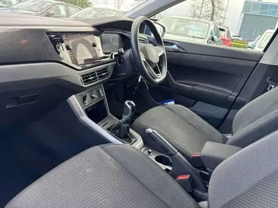 Usado VW Polo Life 95 CV (69 kW) 2022 Azul Utilitario