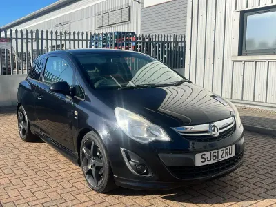 Used Vauxhall Corsa SRi 100 HP (73 kW) 2011 Black Hatchback