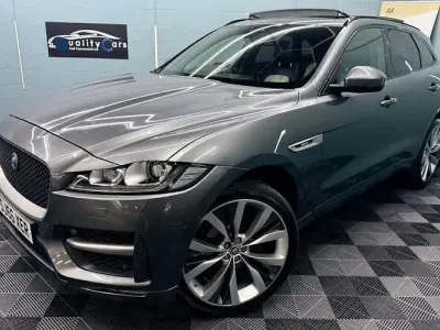 Used Jaguar F-Pace R-Sport 180 HP (132 kW) 2016 Grey SUV