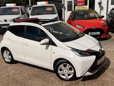 Used Toyota Aygo 2018 White Hatchback