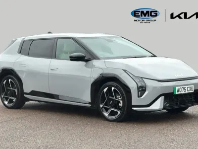 Begagnad Kia EV4 GT-Line 150 kW (204 HK) 2025 Grå Halvkombi