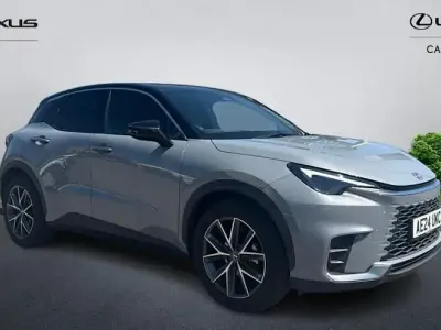 Used Lexus LBX 136 HP (100 kW) 2024 Grey SUV