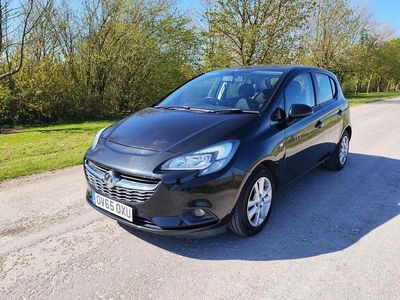 Used Vauxhall Corsa Design Edition 95 HP (69 kW) 2015 Black Hatchback