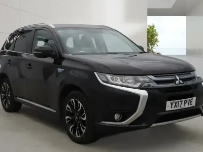 Used Mitsubishi Outlander P-HEV 2017 Black Estate